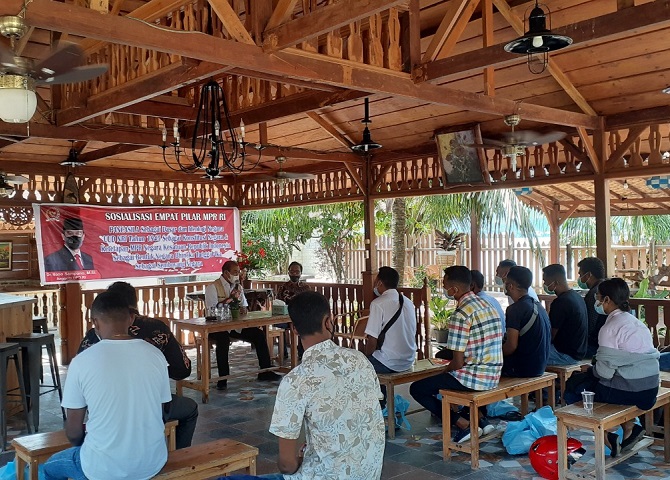 Sosialisasi 4 Pilar di Ambon, Nono Sampono Ajak Warga Gotong Royong Hadapi Pandemi Covid-19